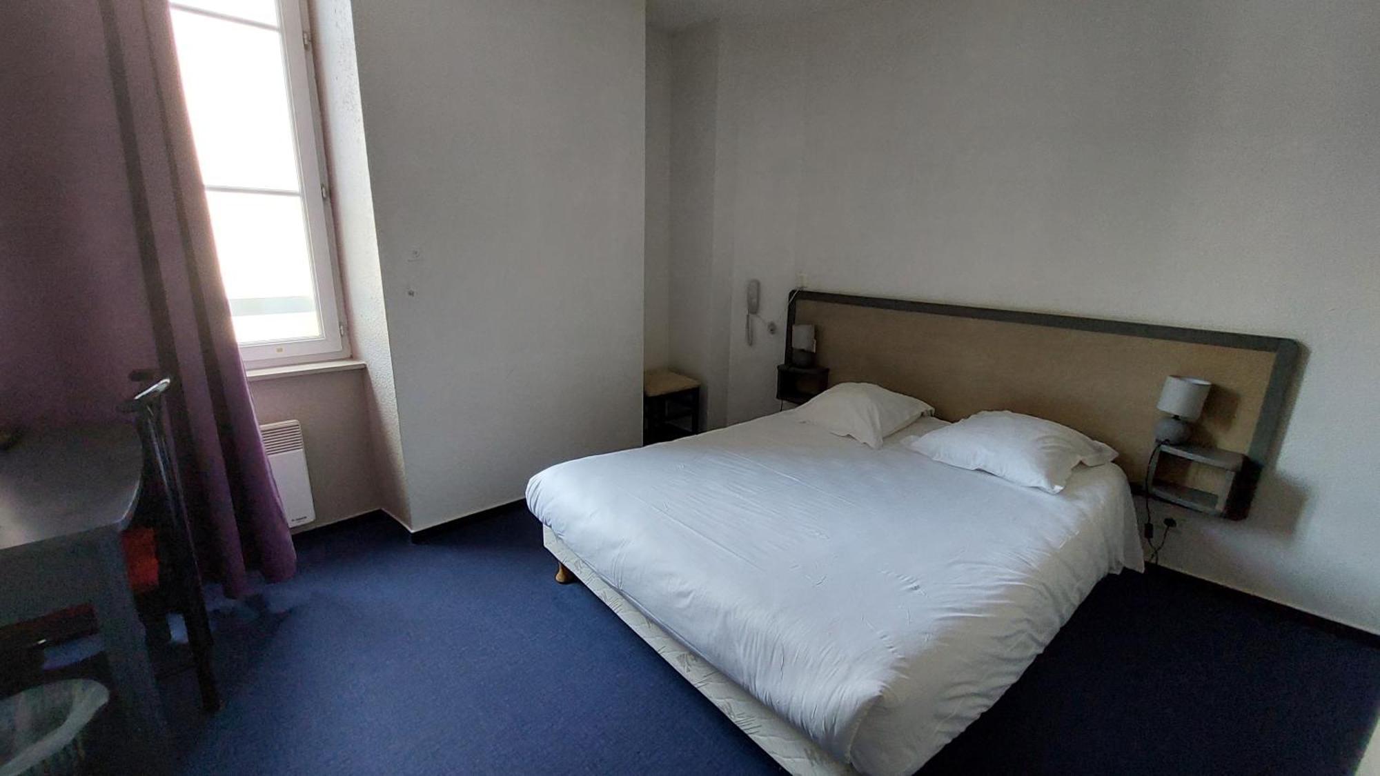Hotel De France Espalion Ngoại thất bức ảnh