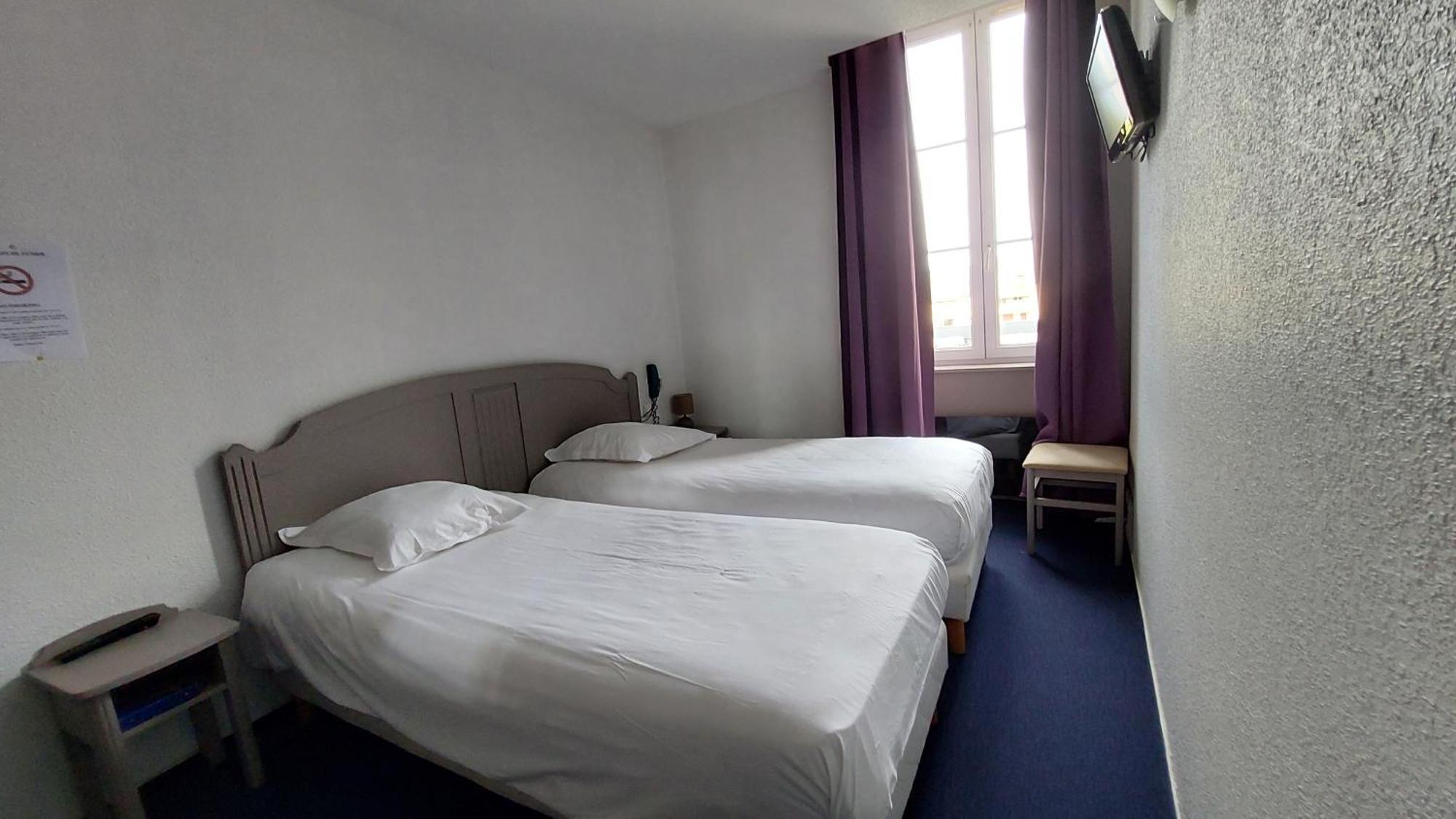 Hotel De France Espalion Ngoại thất bức ảnh