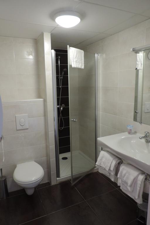 Hotel De France Espalion Ngoại thất bức ảnh