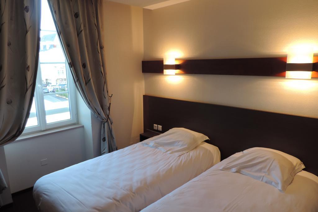 Hotel De France Espalion Ngoại thất bức ảnh
